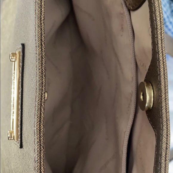 Calvin Klein purse - Picture 6 of 8